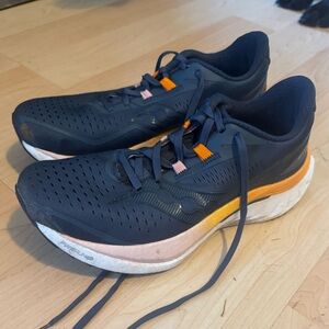 Saucony Endorphin Speed 4 - Women’s 9.5